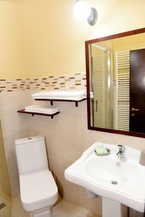 בראשוב Hotel Gema מראה חיצוני תמונה